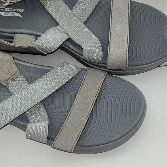 Skechers Women's Gray GO WALK Arch Fit Astonish Strap Sandals Size 10 NWT - Picture 5 of 12